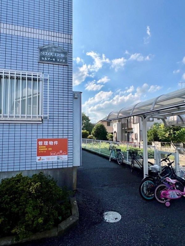 エントランス　建物入口
