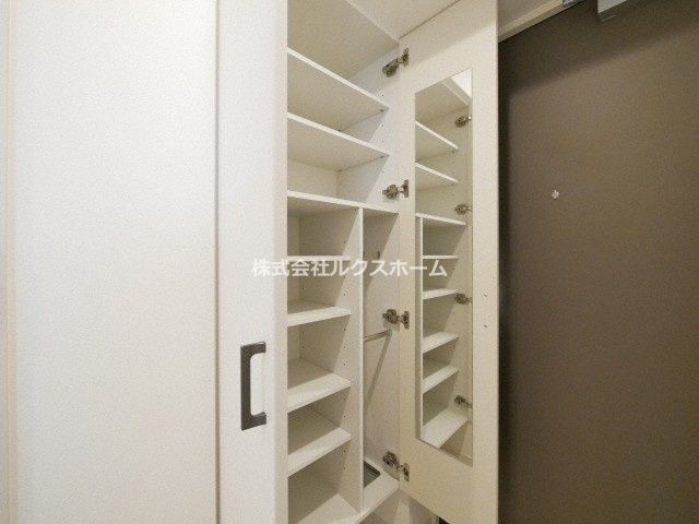 収納　便利な収納スペースです