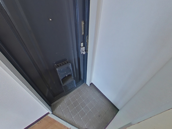 玄関　※別部屋の写真です