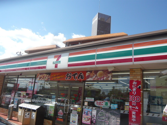 コンビニ　セブンイレブン広島大町西店（コンビニ）まで621m
