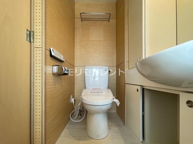 都営浅草線 中延駅 徒歩1分 12階建 築19年のトイレ写真
