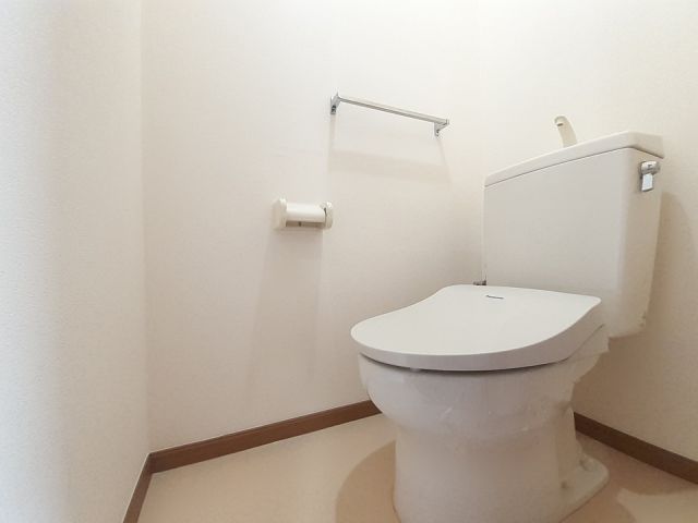 【グランアルシェ　Ａ棟のトイレ】