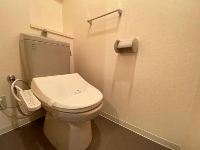 【高松市西の丸町のマンションのトイレ】