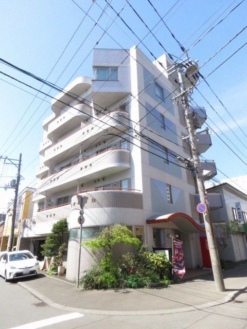 北海道札幌市豊平区平岸三条７（アパート）の賃貸物件の外観