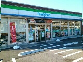 【豊川市御油町のアパートのコンビニ】