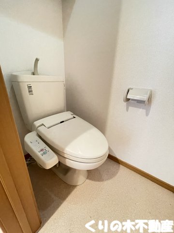 トイレ　トイレもきれいです（同タイプのお部屋です。現況を優先します。