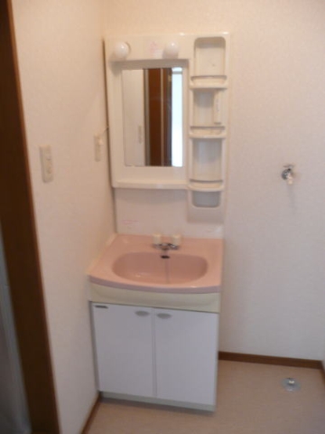 洗面設備　同仕様