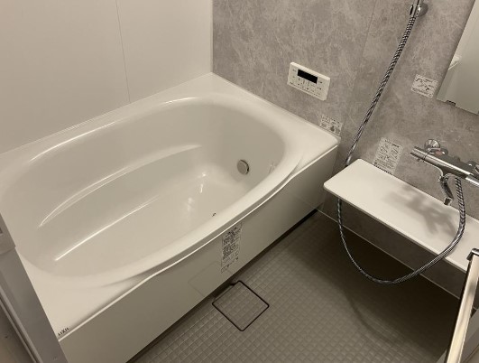 バス・シャワールーム　追焚・浴室乾燥機付