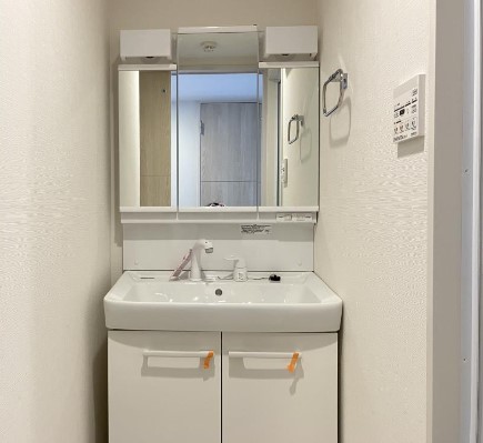 洗面設備　洗髪洗面化粧台