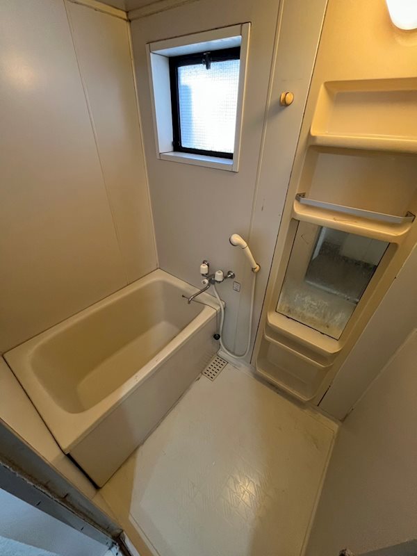 バス・シャワールーム　現況優先