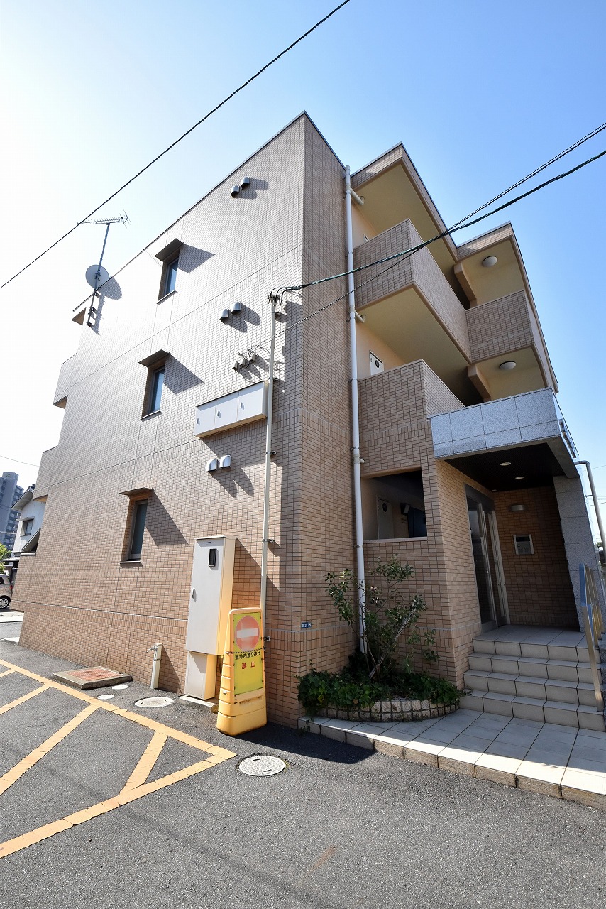 建物外観　レジデンス鹿田