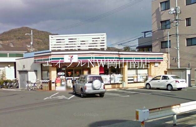 【岡山市東区松新町のアパートのコンビニ】