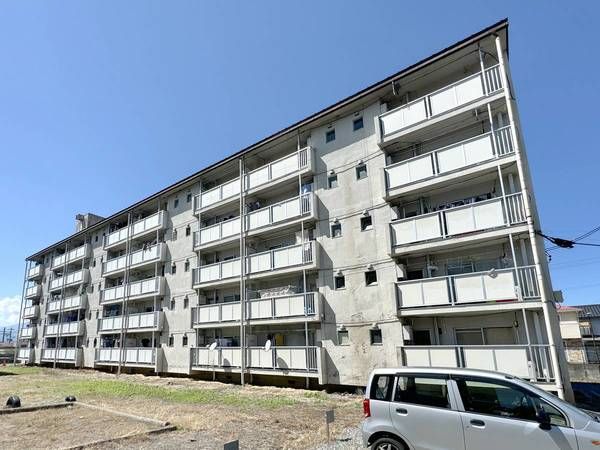 ビレッジハウス小山2号棟の建物外観