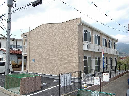 【レオパレスすぷりんぐの建物外観】