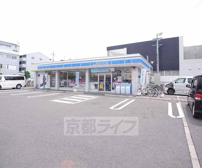 【宇治市広野町のアパートのコンビニ】