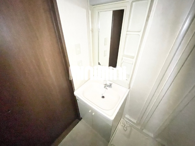 洗面設備　独立洗面台もございます。