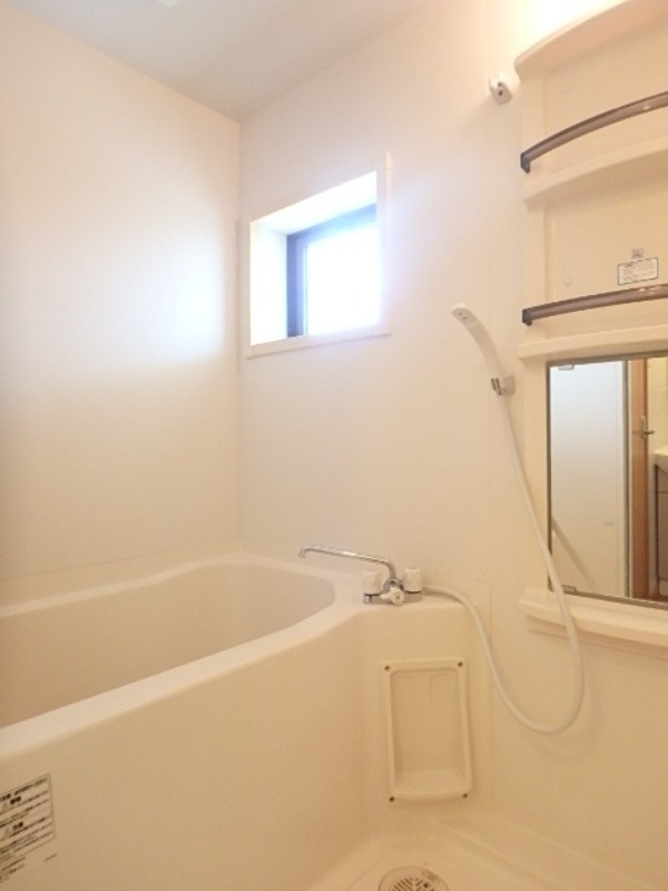 バス・シャワールーム　図面と現状に相違がある場合には現状を優先