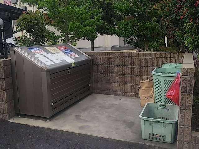 その他共有部分　敷地内ごみ置き場です。