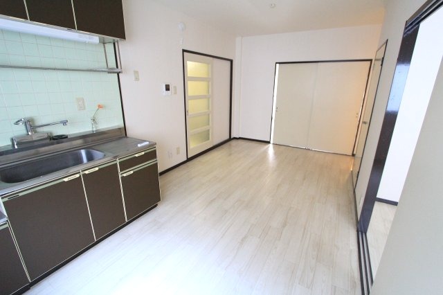 居室・リビング　同物件の参考写真です。