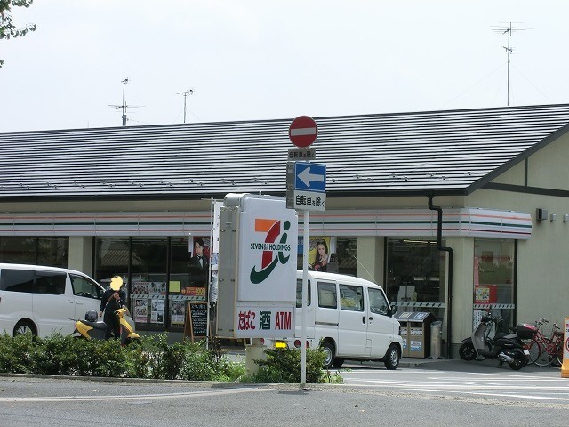 コンビニ　セブンイレブン 京都白川北大路店（コンビニ）まで387m