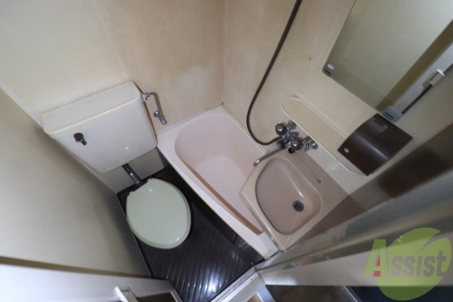 バス・シャワールーム