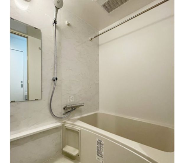 バス・シャワールーム　日々の疲れを癒すお風呂付です