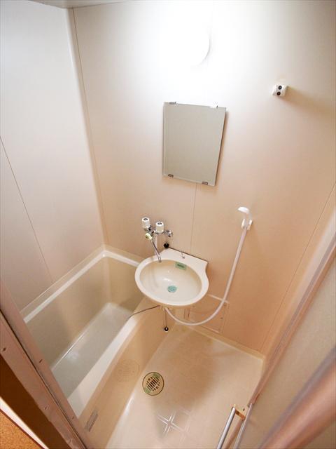 バス・シャワールーム　松山市御幸　サニーハイツみゆき　浴室