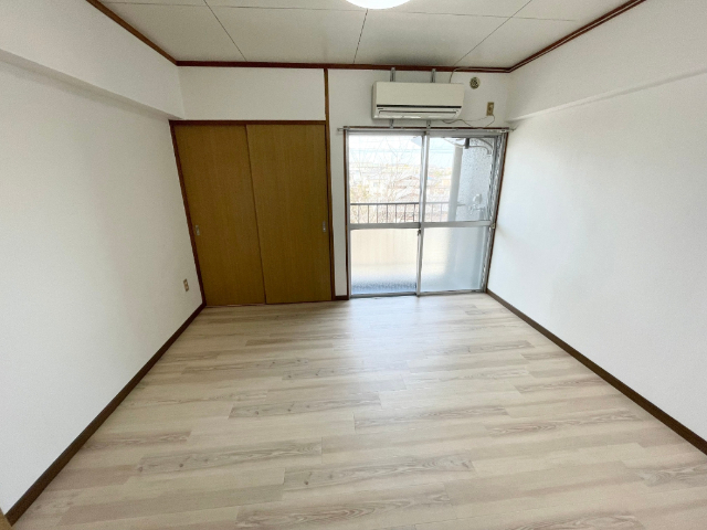 居室・リビング　※写真は別室サンプル写真。