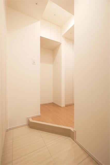 玄関　落ち着いた玄関です