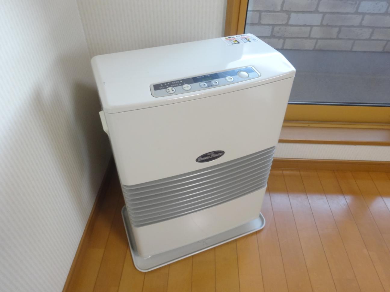 その他設備　ＦＦストーブ（自動給油）