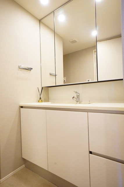 洗面設備　※前回募集時のお写真になります。