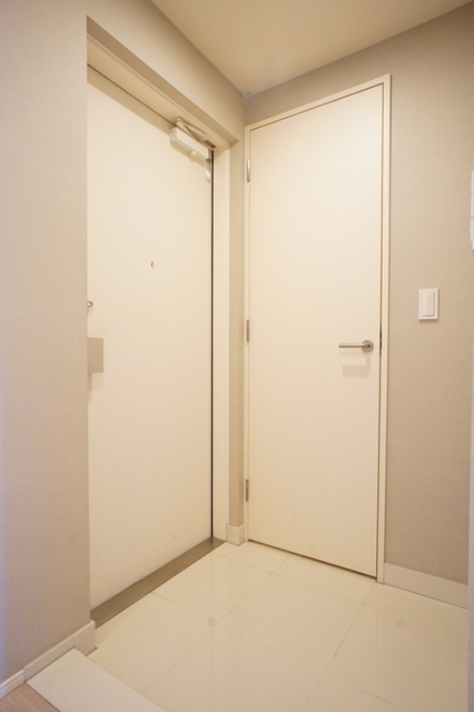 玄関　※前回募集時のお写真になります。