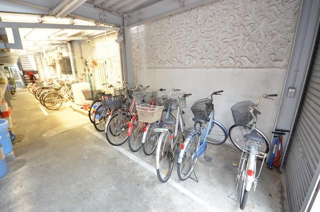 その他共有部分　♪屋根付き駐輪場！♪