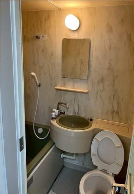 バス・シャワールーム