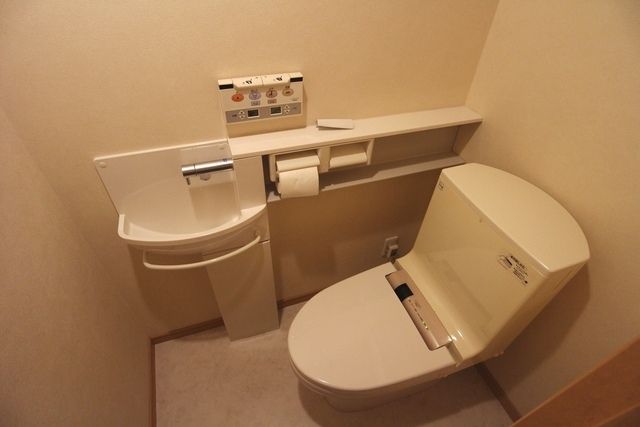 トイレ　★清潔感のあるトイレ★