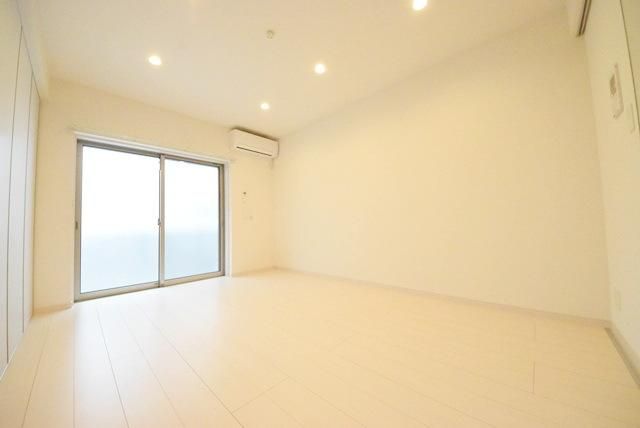 居室・リビング　★明るい洋室★