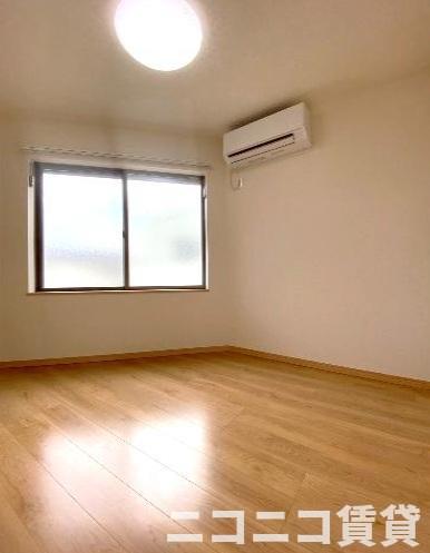 居室・リビング　別号室イメージの為、現状を優先致します。