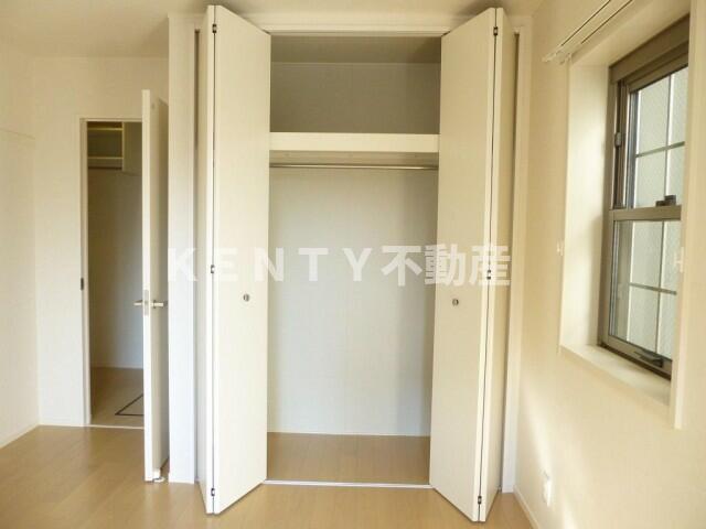 収納　たっぷりとした収納スペースです