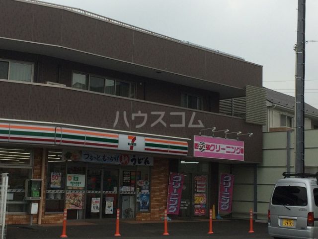 コンビニ　セブン-イレブン横浜市沢町店（コンビニ）まで642m