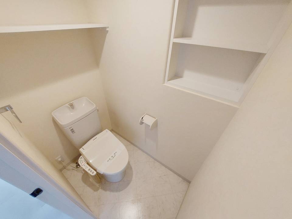 トイレ　トイレ