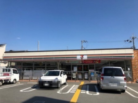 コンビニ　セブンイレブン 伊丹南本町7丁目店（コンビニ）まで241m