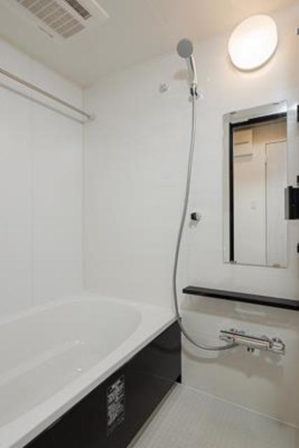 バス・シャワールーム　※写真は同タイプ住戸です。