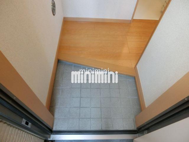 玄関　スッキリとした玄関です。