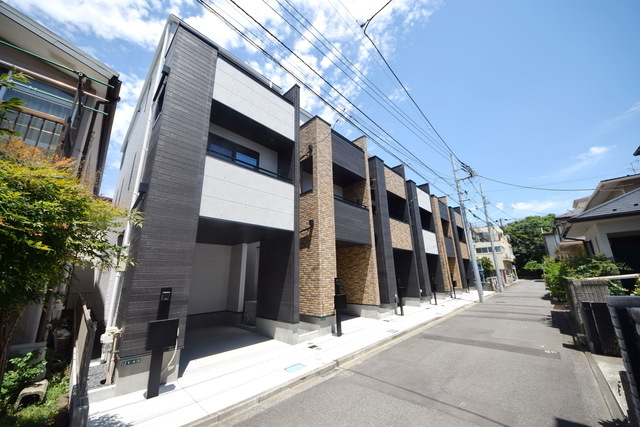 建物外観　～理想の住まいがここに～