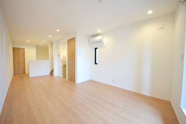 居室・リビング　～家族団欒はこちらです～