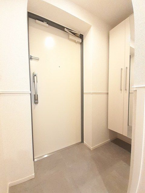 玄関　☆広々とした玄関☆