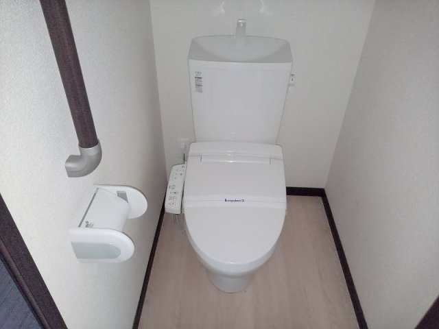 その他　温水洗浄機能付き便座