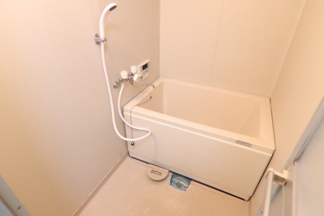 バス・シャワールーム　※別室の参考写真の為、現況優先です。