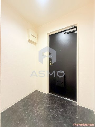 玄関　同マンション別部屋　参考写真