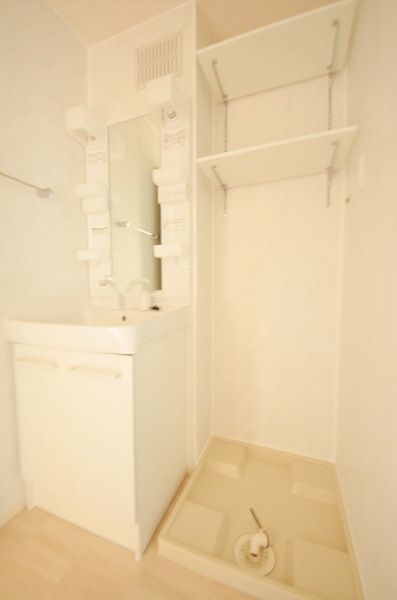 洗面設備　☆洗面台！室内洗濯機置き場☆